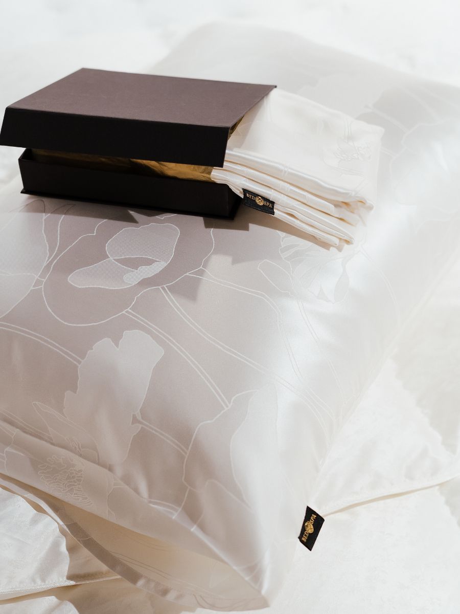 100% jedwabna poszewka na poduszkę Bed&Spa.jpg