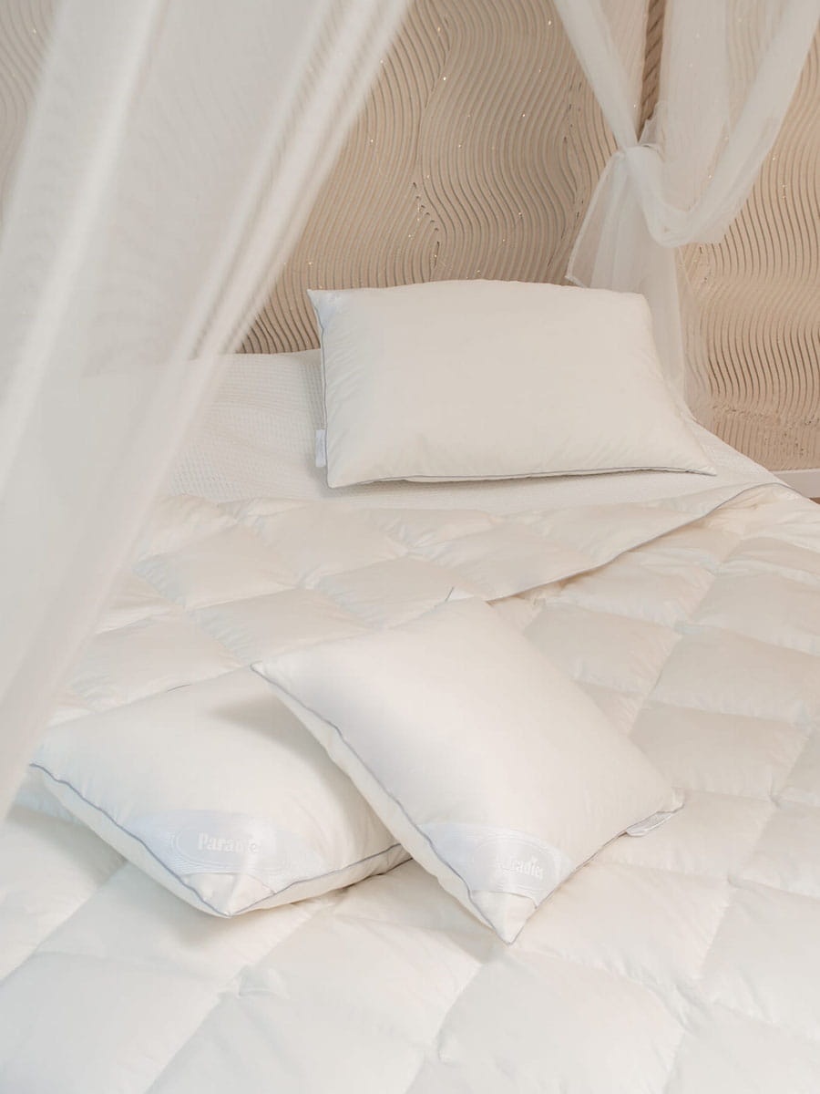 poduszka puchowa Tessa Medium, Standard 1.jpg